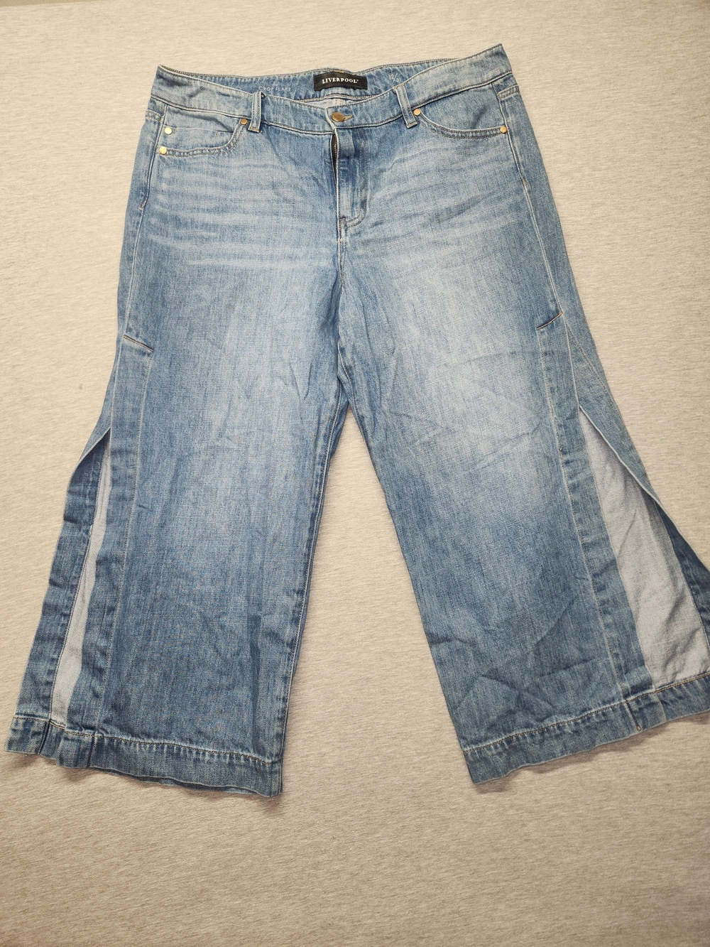 Liverpool Light Blue Wide Leg Cropped Jeans